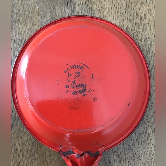 Vintage Farmhouse Red Metal Skillet - Picture 5 of 5